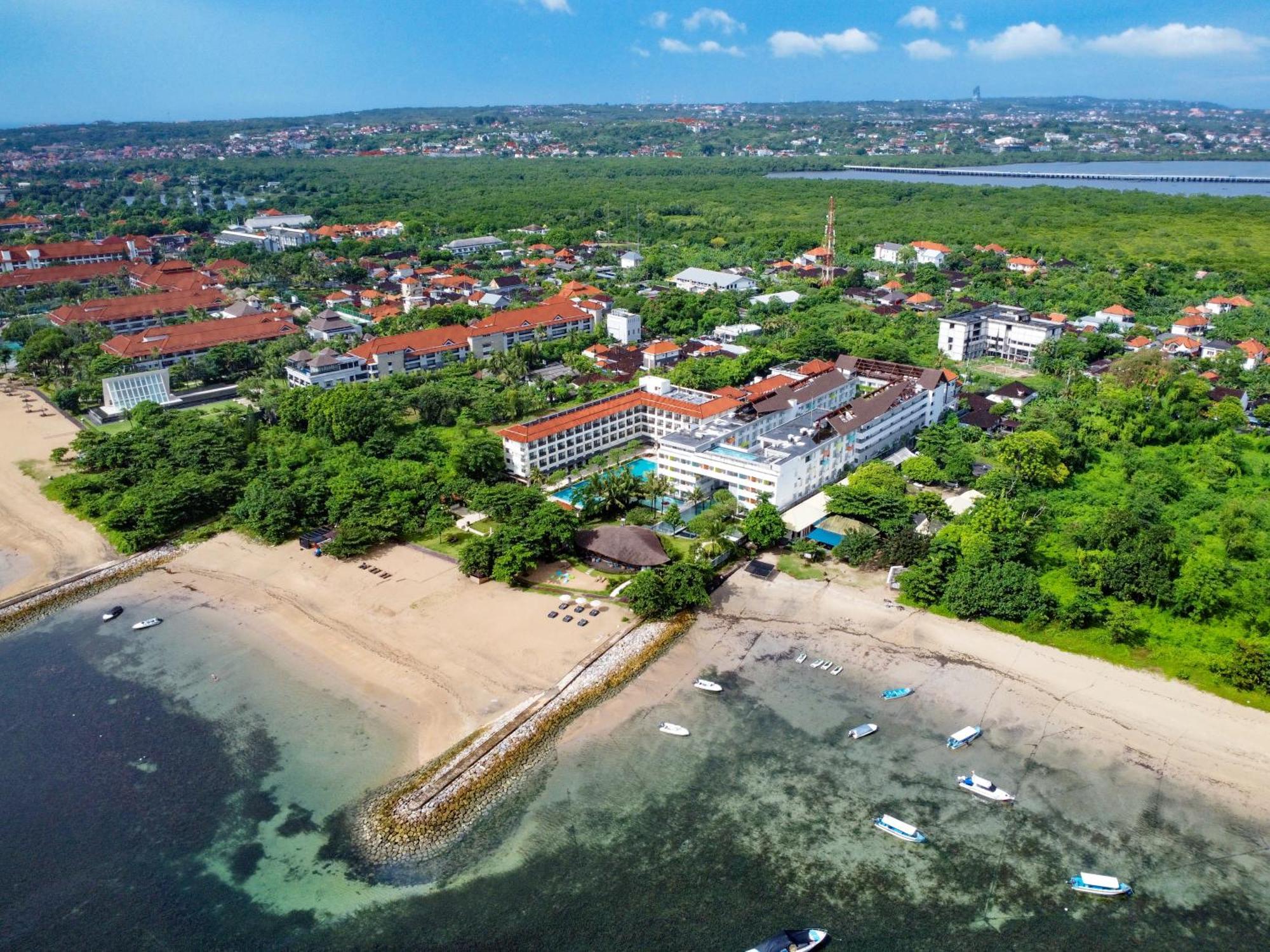 Tijili Hotel Benoa Nusa Dua  Exterior photo